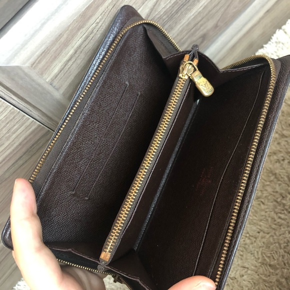 💯 authentic Louis Vuitton zip around wallet - Picture 5 of 8